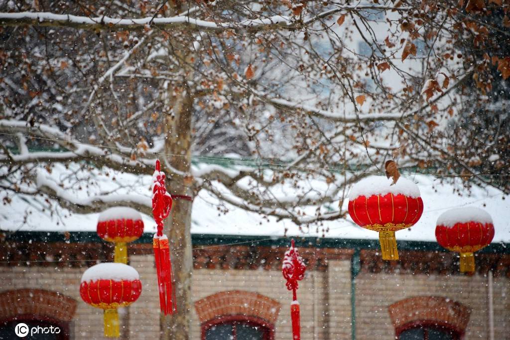 雪容融主场喜迎正月十五雪打灯