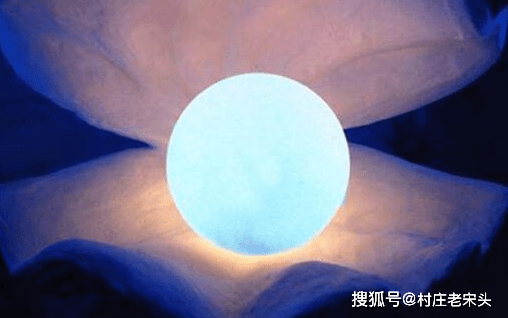 被孙殿英得到后送给了宋美龄,而宋美龄又把它卖给了石油大亨洛克菲勒