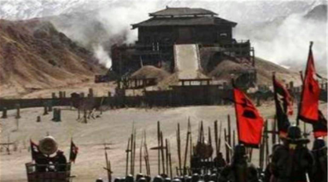 蓝田南击败了前来阻击的秦军,同时颁布军令,不得掳掠秦人,一时间秦国
