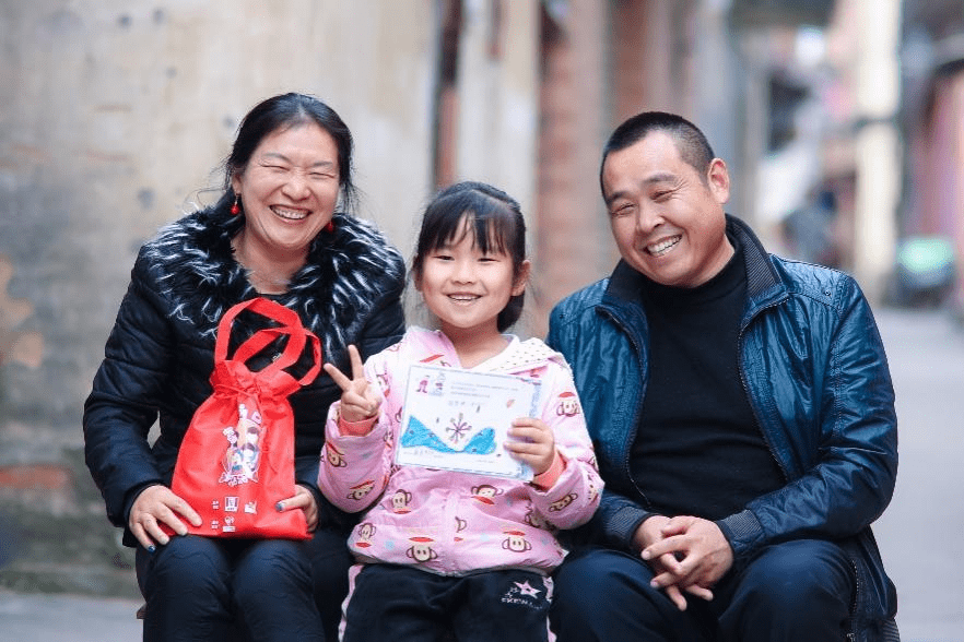 广东肯德基“幸福口袋”儿童成长公益计划，助力超百家弱势家庭提升教育技巧