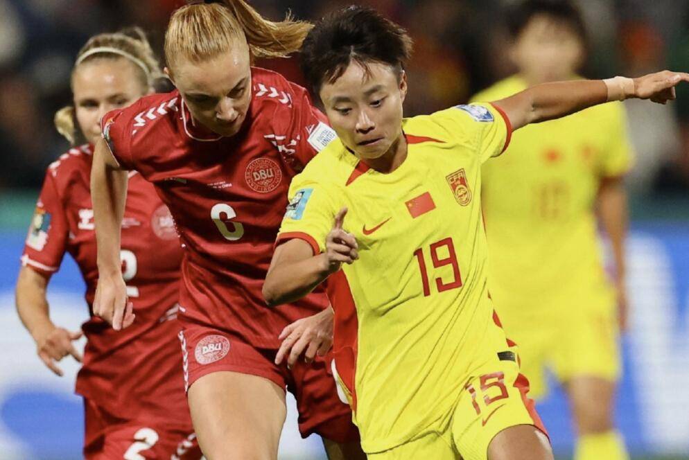 難怪丹麥絕殺中國女足，球迷捅出輸球內幕，水慶霞被耍的團團轉