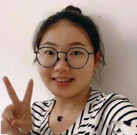 李慧婷q4请给自己的团队列三个特色标签。热情、协调、拼搏。历时两个月