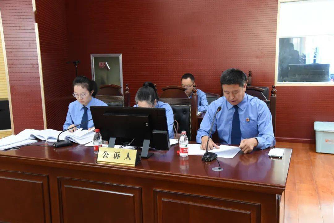 景泰县人民法院公开审理郇金倡等13人恶势力集团犯罪案
