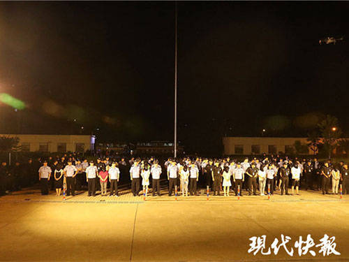 民警扮成外卖小哥，跨省攻破7个诈骗窝点