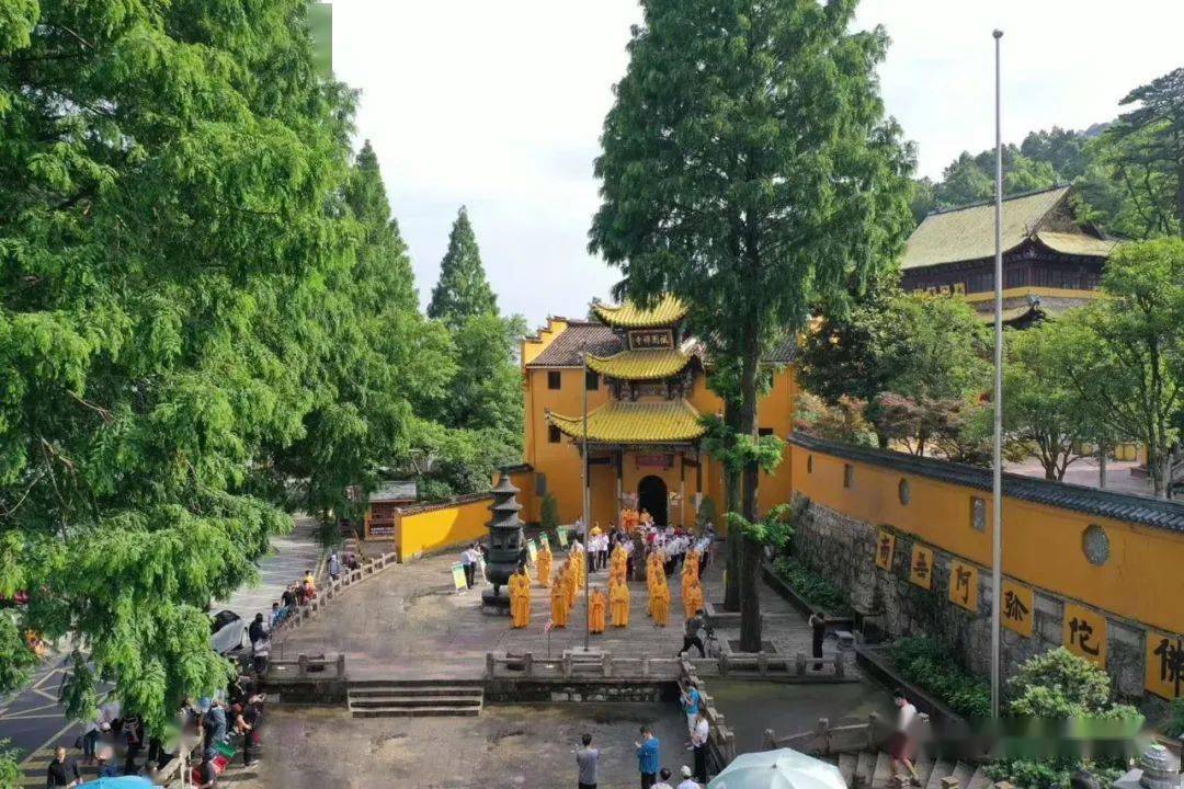 九华山寺院开放第一天带你直击现场