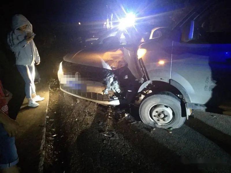 交通事故案例警示|雨天路滑需谨慎!_行车