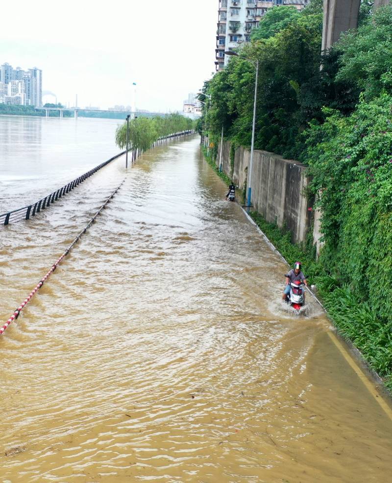 暴雨|江西遭强降雨致44万人受灾，长江中下游地区将进入梅雨期