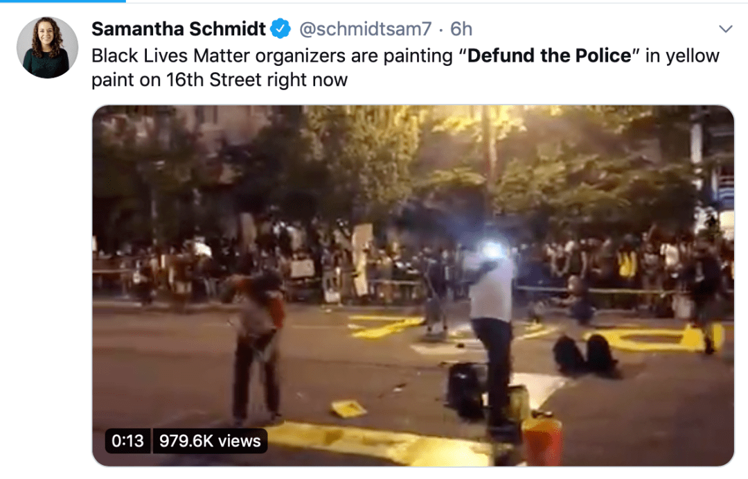 美国的示威者们竟要求从此禁止存在警察这种职业!