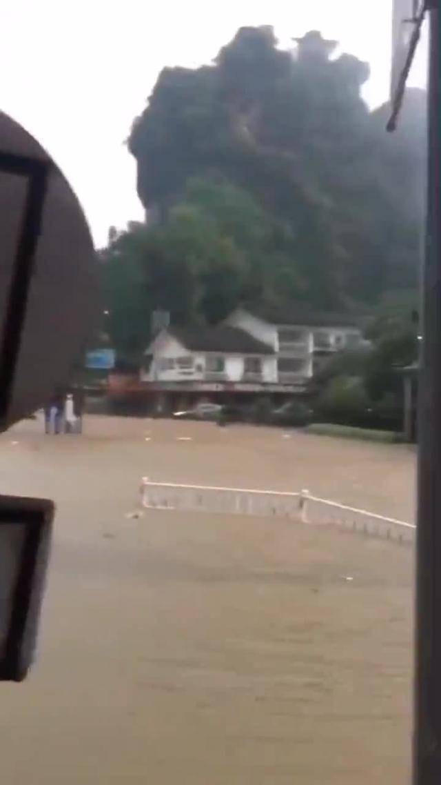 路段|普降暴雨，内涝严重！阳朔启动紧急响应抗洪救灾