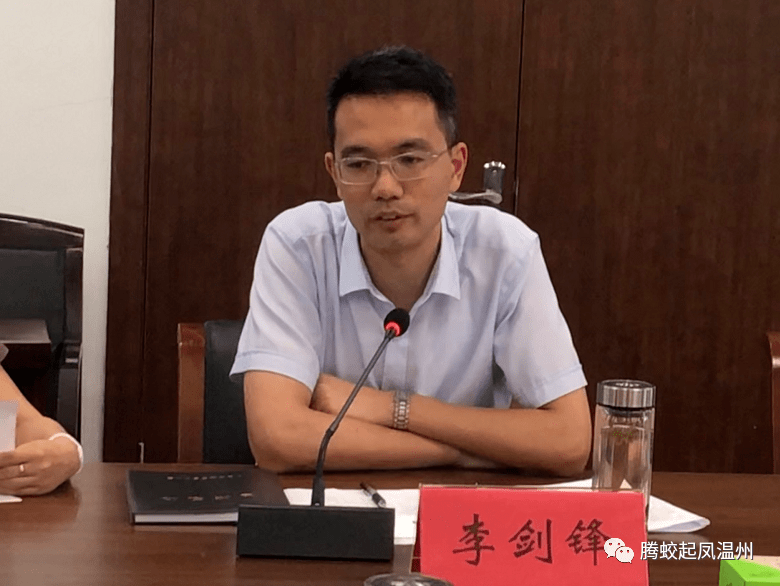 腾蛟镇经济总量_做寿年糕腾蛟镇