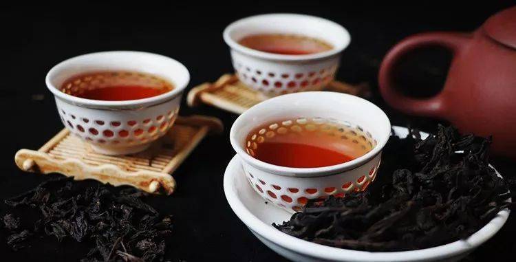 夏天喝什么茶祛湿寒 feace4b84106415382dea51218c6b57a.jpeg