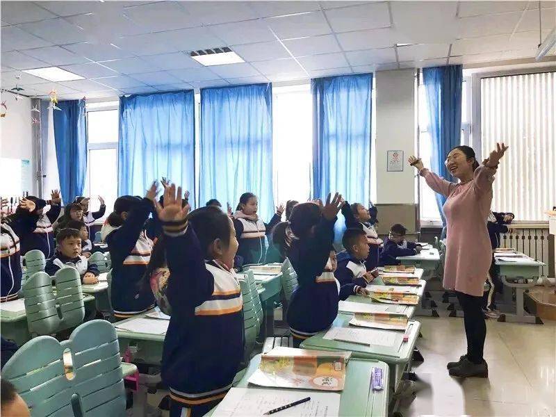 李沧区实验小学|纸短情长，家校情浓