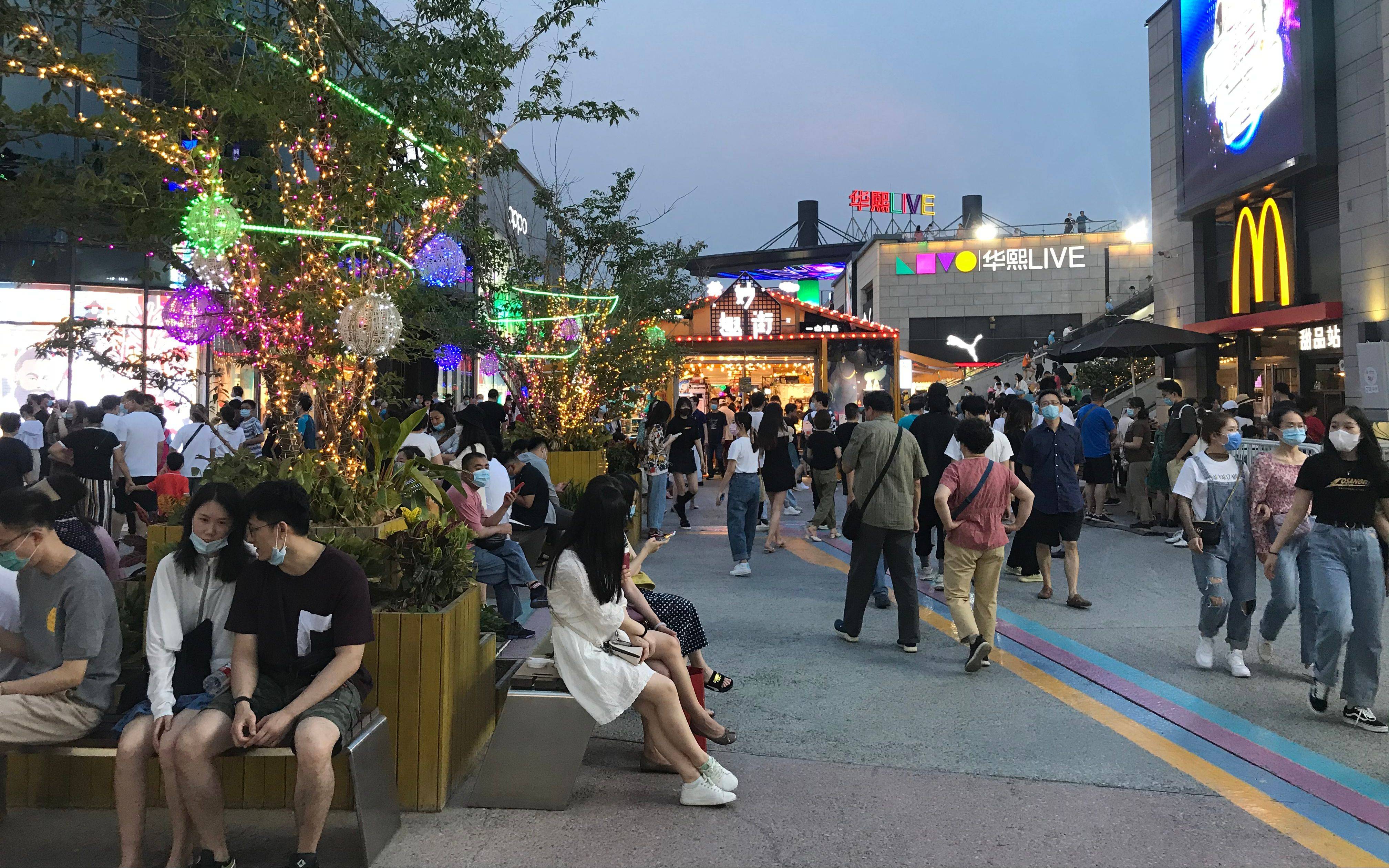 探访│北京消费券再燃烟火气,簋街用餐可"白吃"几只虾