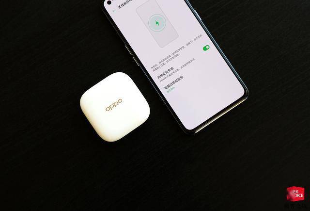 oppoencow51体验:同级别少有的主动降噪能力 无线充电