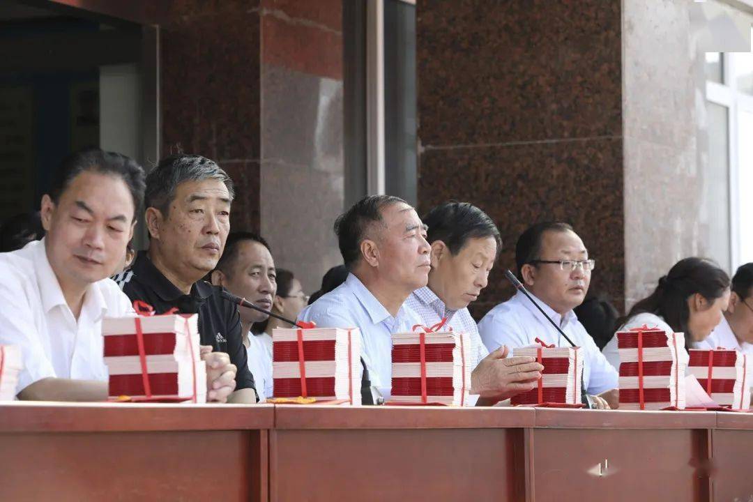 原平范亭中学声势浩大的一幕太壮观了