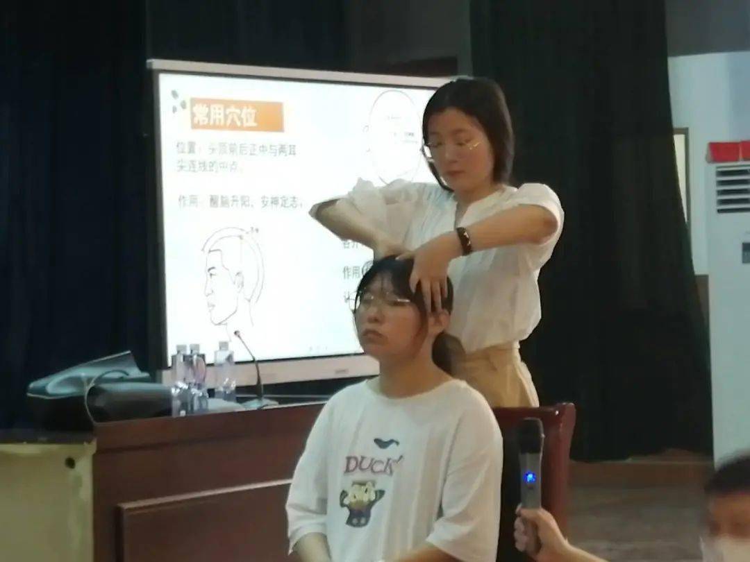 张中|【张中校园新闻】乘风破浪、扬帆起航——张甸中学开展高三学生心理健康教育活动