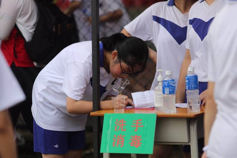 考点|广州体育中考开考，今年选择长跑人数下降三成