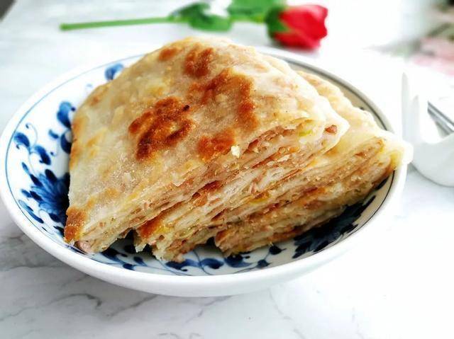 千层肉饼:皮薄层多,外酥里嫩,保证吃一次就忘不了