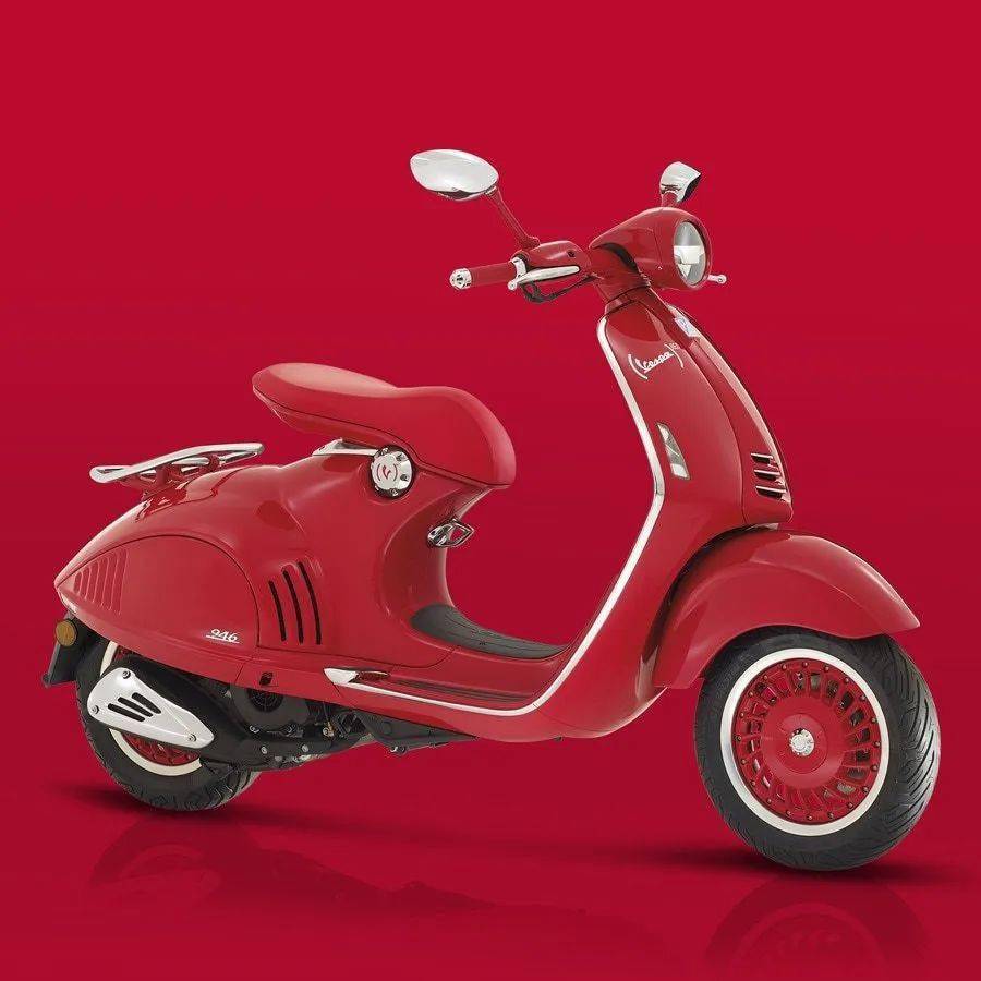 vespa 946(red)     :vespa