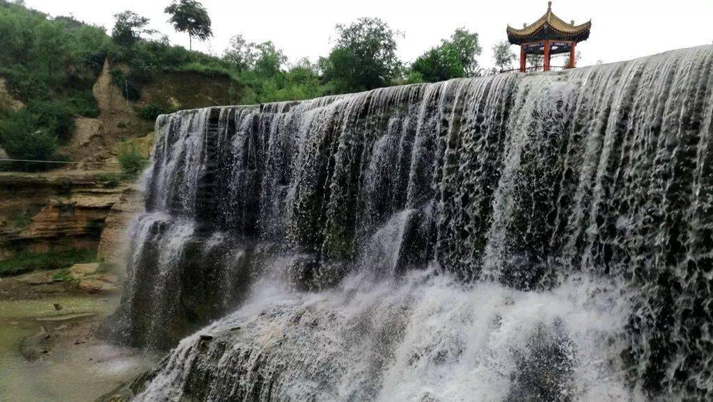 雨中固原,就是这么美!_老龙潭