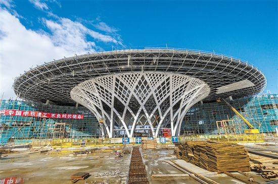 施工|江门站“生命之树”接近完工