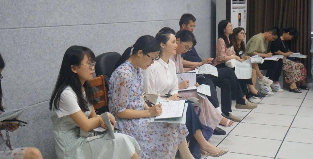 "聚焦智慧课堂,共谋教育发展|浏阳市田家炳实验中学教研团队来长郡