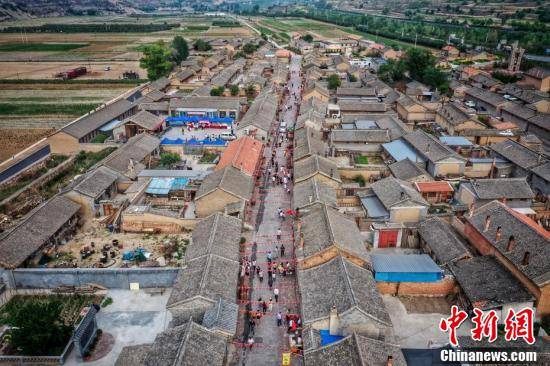 探访山西易地扶贫搬迁集中安置点—宋家沟村