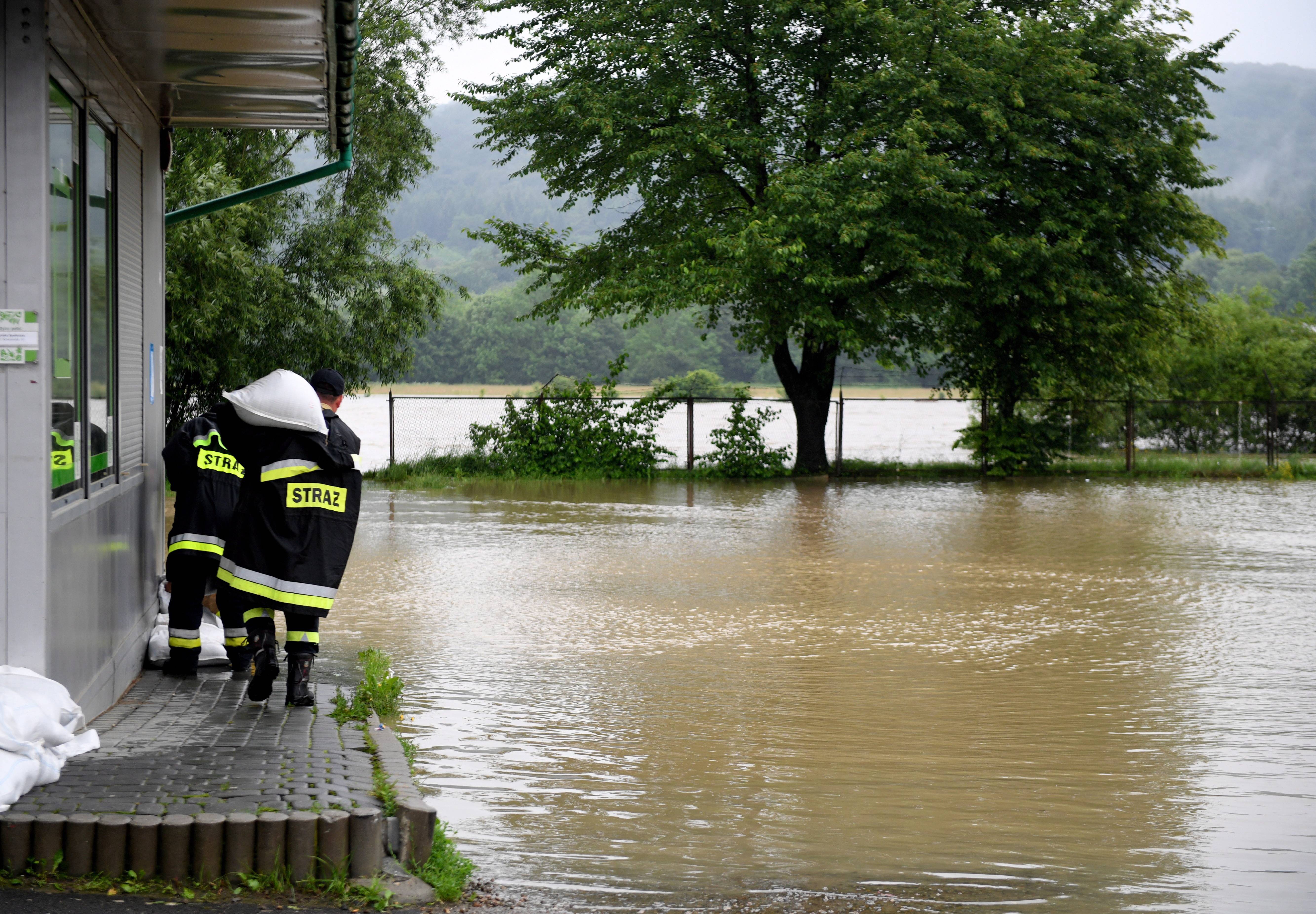 波兰萨诺克洪水