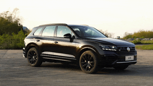 途锐3.0 tsi 锐尊版凌厉拓界 再启澎湃之境!