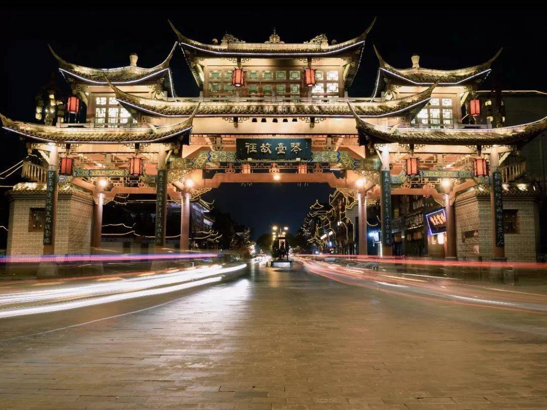 成都美gai琴台路穿越时空美丽邂逅