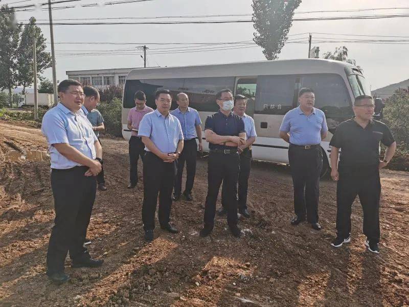 刘宗国现场督导土地整理项目进展情况_手机搜狐网