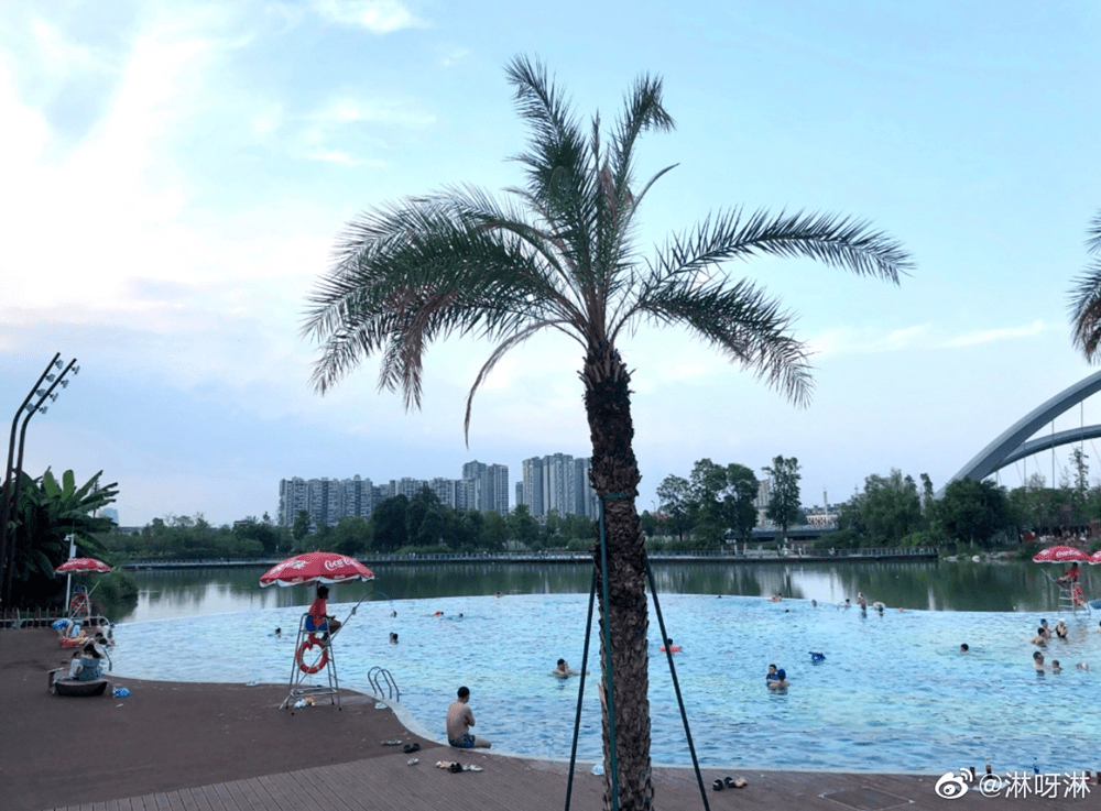 成都今夏有"海"了,是"马尔代夫"呀!