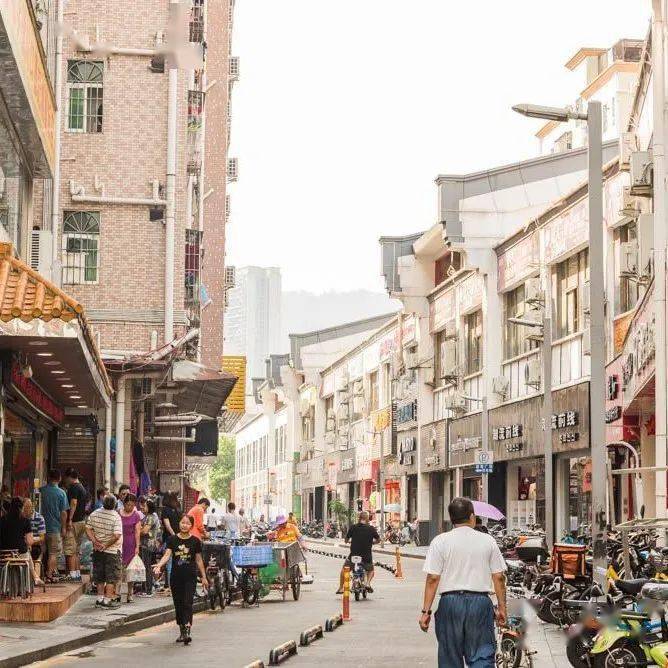 拥抱深圳的夏天,从美丽的夜景和热闹的夜市开始