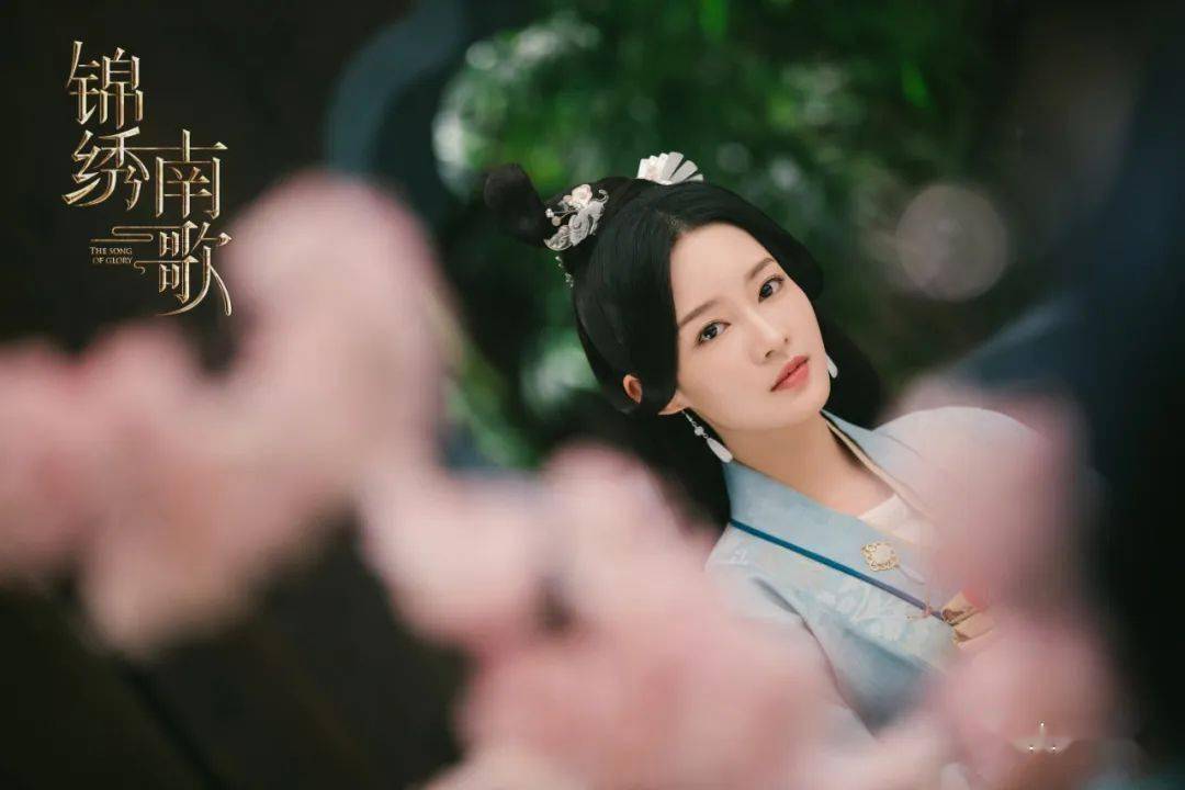 白甜|原创大女主不再傻白甜,锦绣南歌李沁又美又飒,这次能大火吗?