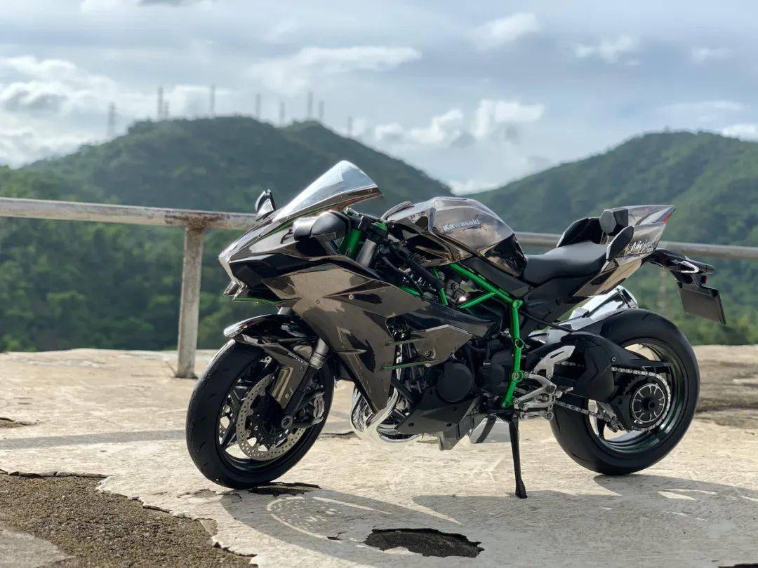 【周末开车】猛 kawasaki ninja h2摩托·真的不能再真