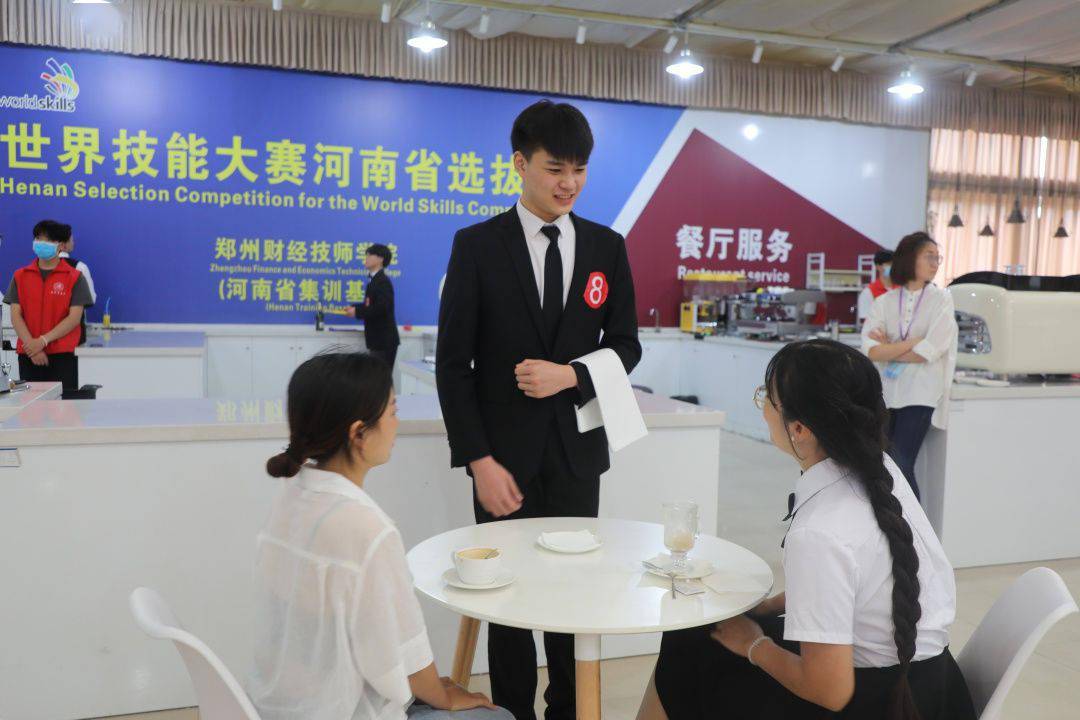 买球：第46届世界锦标赛“餐饮服务”项目于开放日在河南省举行(图3)