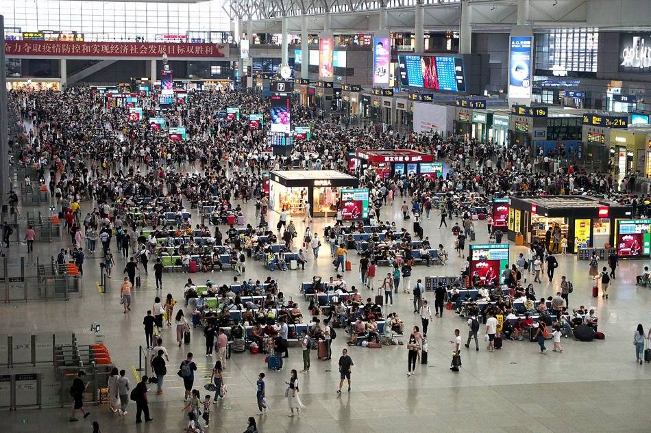 旅客|6月份全国铁路客流持续回升：环比增长9.4%