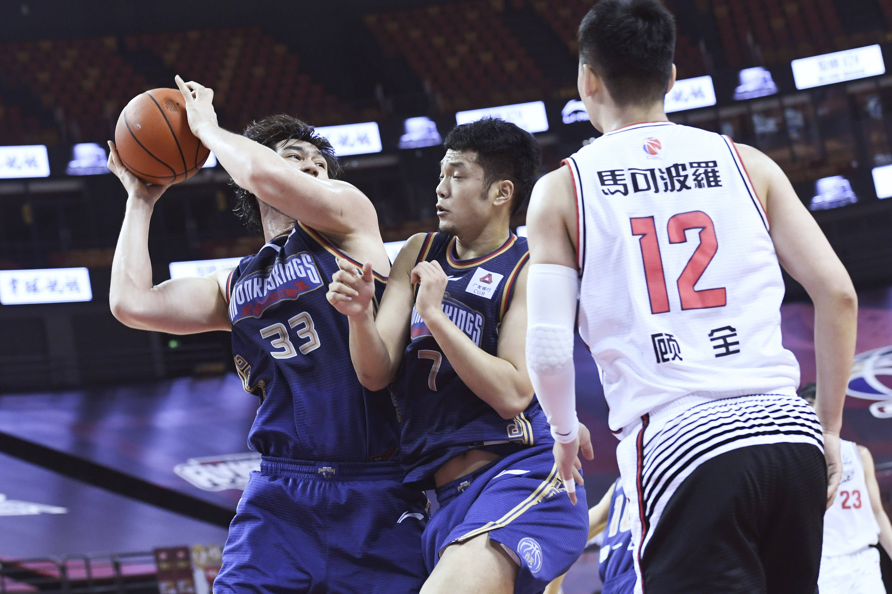 宙光|篮球——CBA复赛第二阶段：深圳马可波罗对阵南京同曦宙光