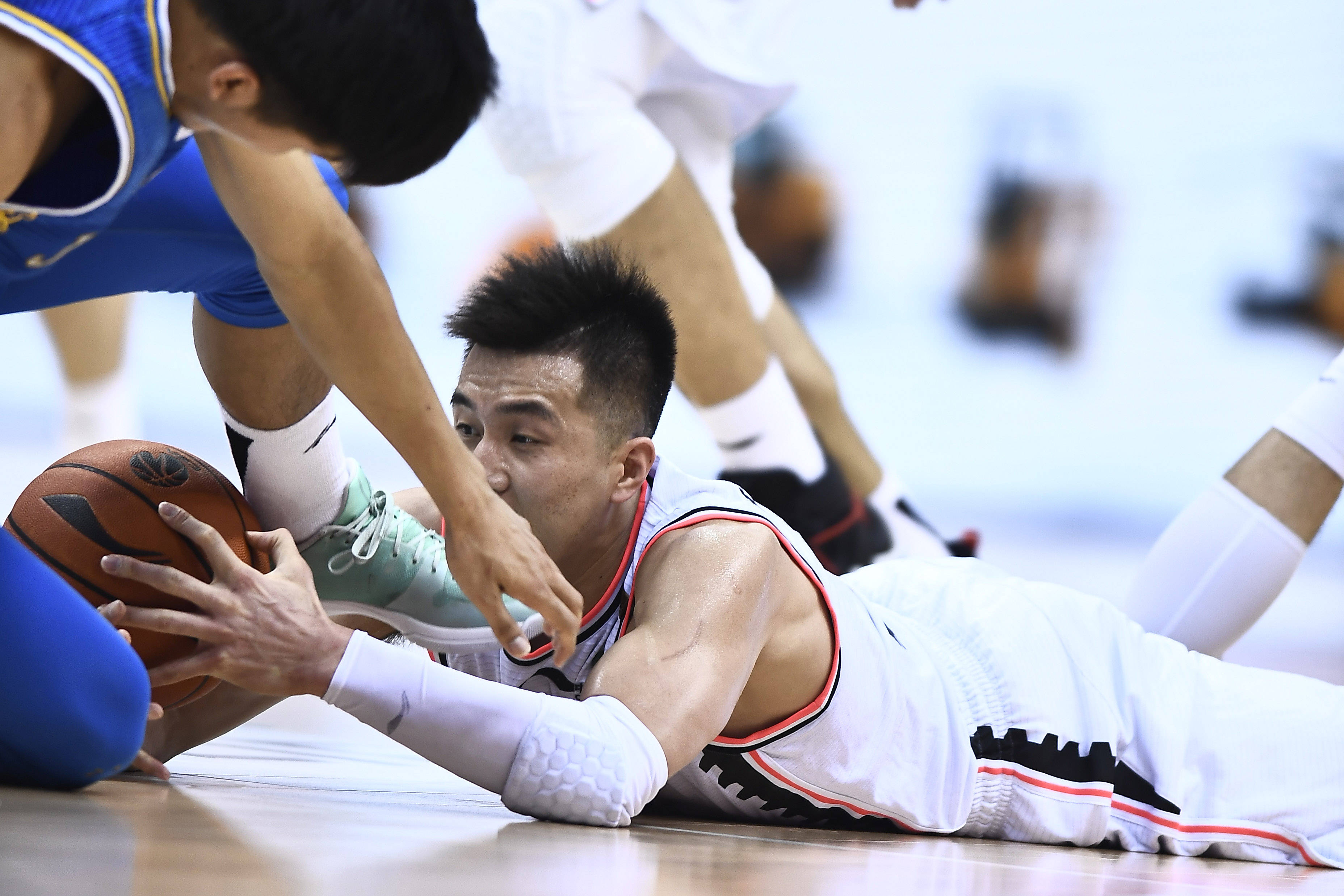 郭艾伦|篮球——CBA复赛第二阶段：辽宁本钢战胜苏州肯帝亚