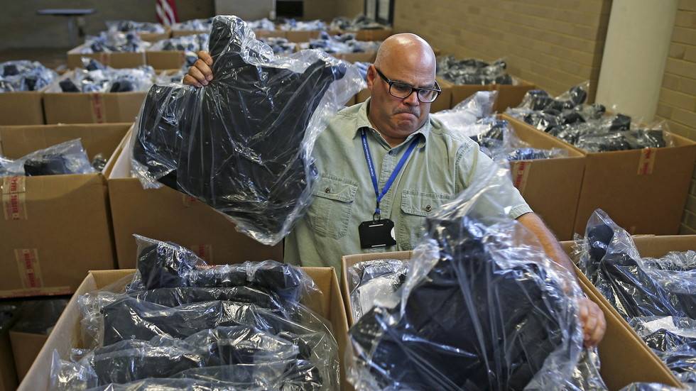 “中国制造”当“美国制造”卖，美国防承包商