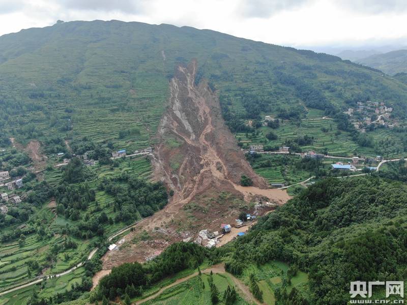 中国安能紧急驰援贵州松桃山体滑坡现场_手机搜狐网