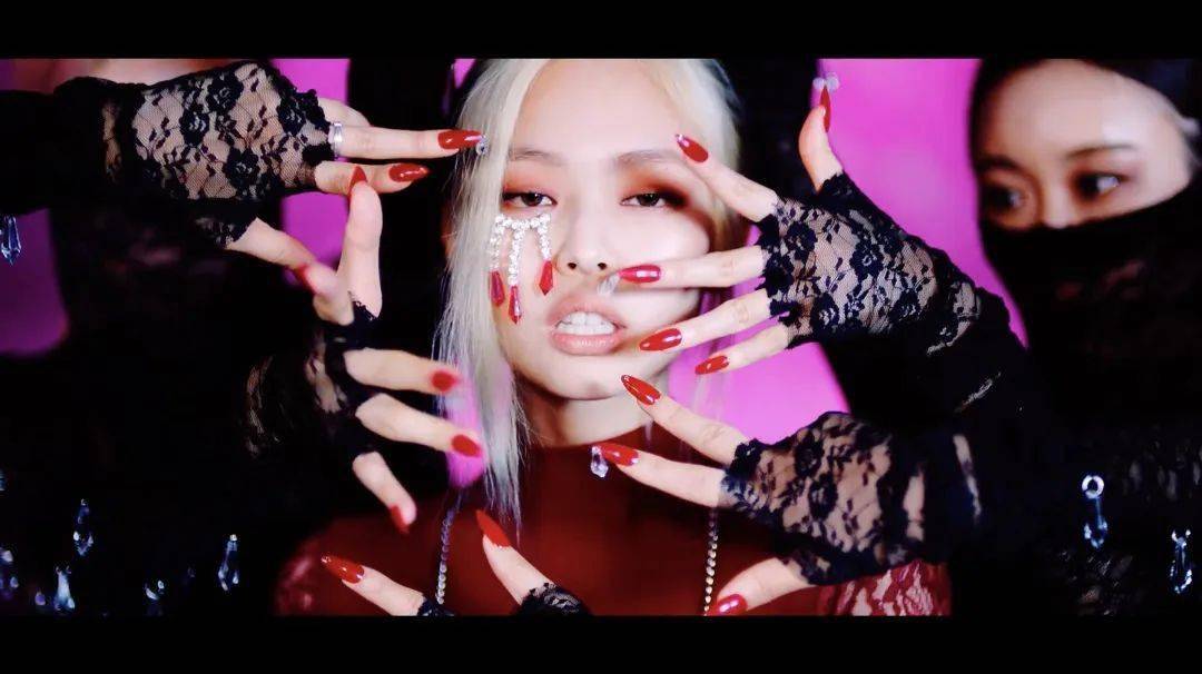 全团|一人成团？BLACKPINK全团仿妆来了！