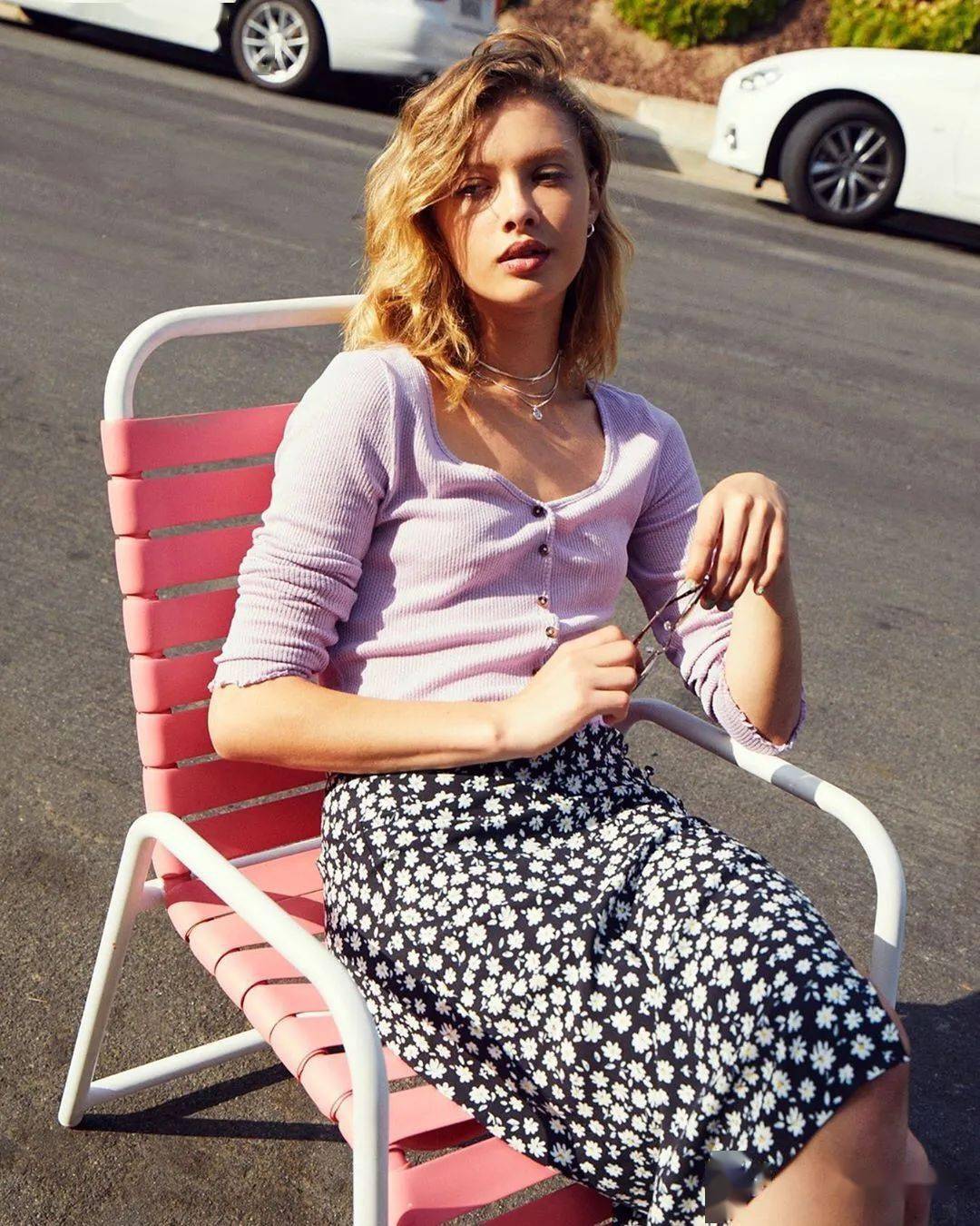 颜色|为什么年龄越大，越喜欢粉色？