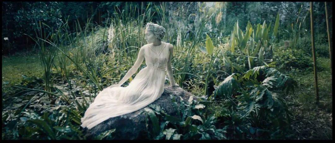 肌肤|护肤 | 走，带你去看DIOR高订系列童话秀