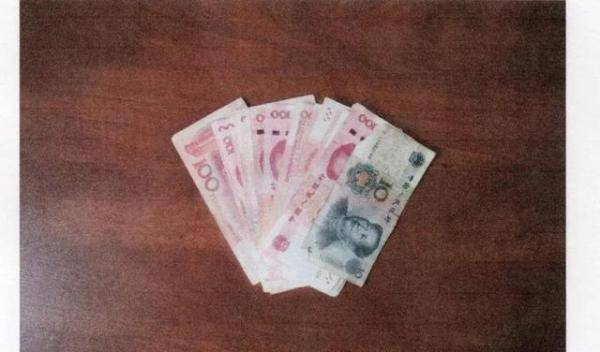 4壮汉深夜聚集地下室有“猫腻”？烟台民警到场