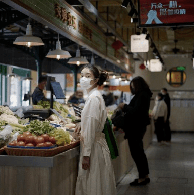 市集|洋气！魔都市中心开了个2000㎡的“网绿”市集，买菜也忍不住拍拍拍~