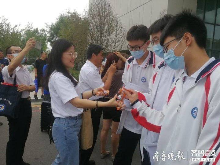 东营|出征书本相伴 归来鲜花相迎 东营2020年高考落下帷幕