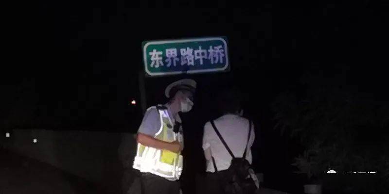 情绪|妻子被“甩”厦门高速路，情绪崩溃痛哭！竟是因为丈夫...