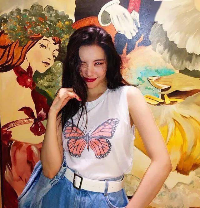 Jennie|继A$AP Rocky之后，Jennie、Kylie等人的种草又让蝴蝶元素在今年爆火。