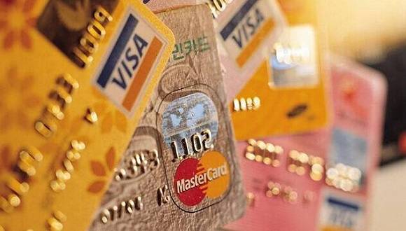 上市|折价24%增发筹资1亿港元，上市两年厄运连连的51信用卡能否度过运营危机？